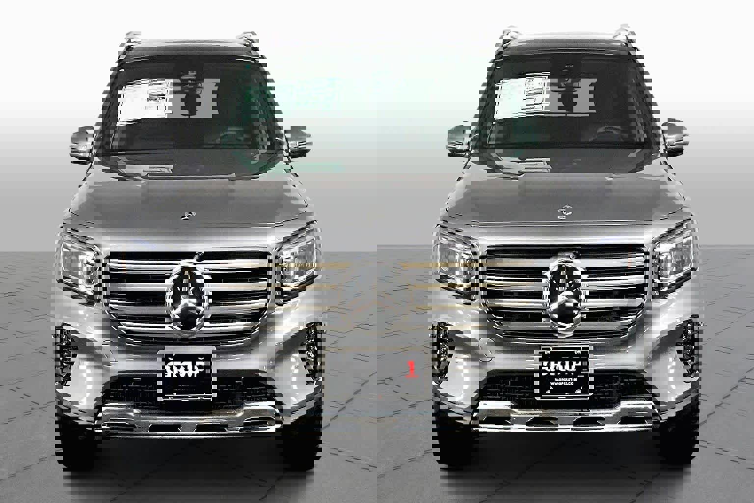 New 2026 Mercedes-Benz GLB 250 4MATIC image 3