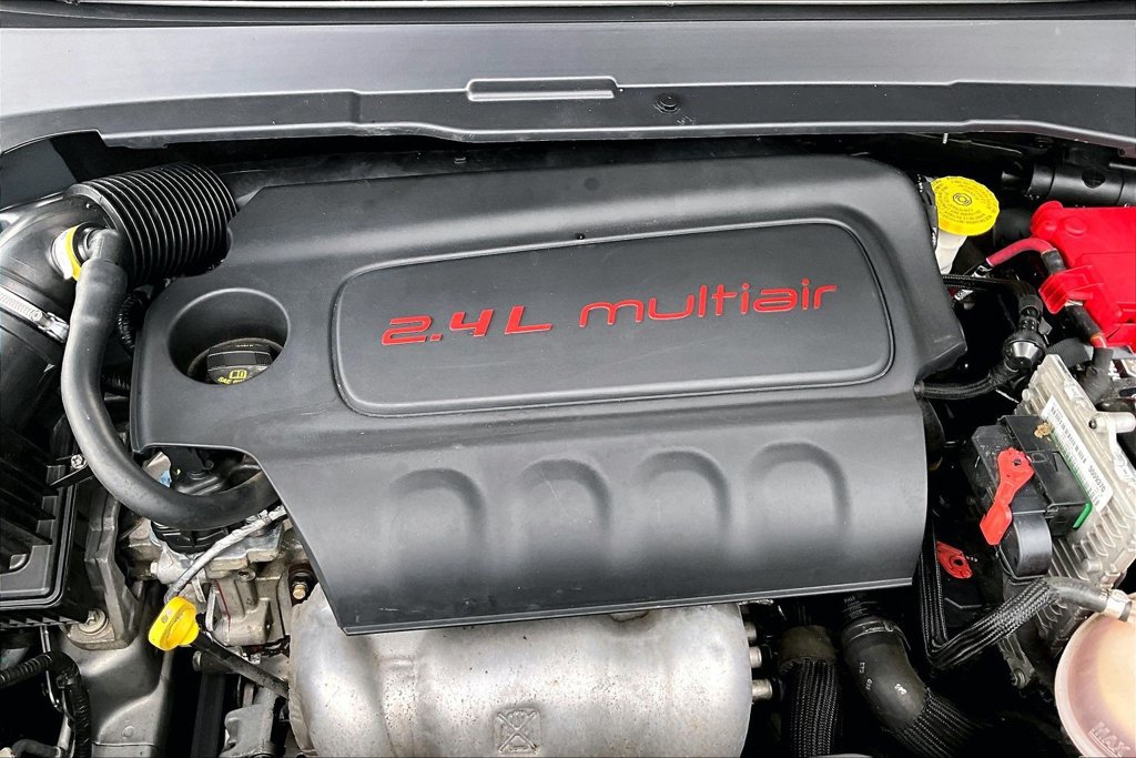 Used 2019 Jeep Compass Latitude w/ Cold Weather Group AWD/4WD image 31