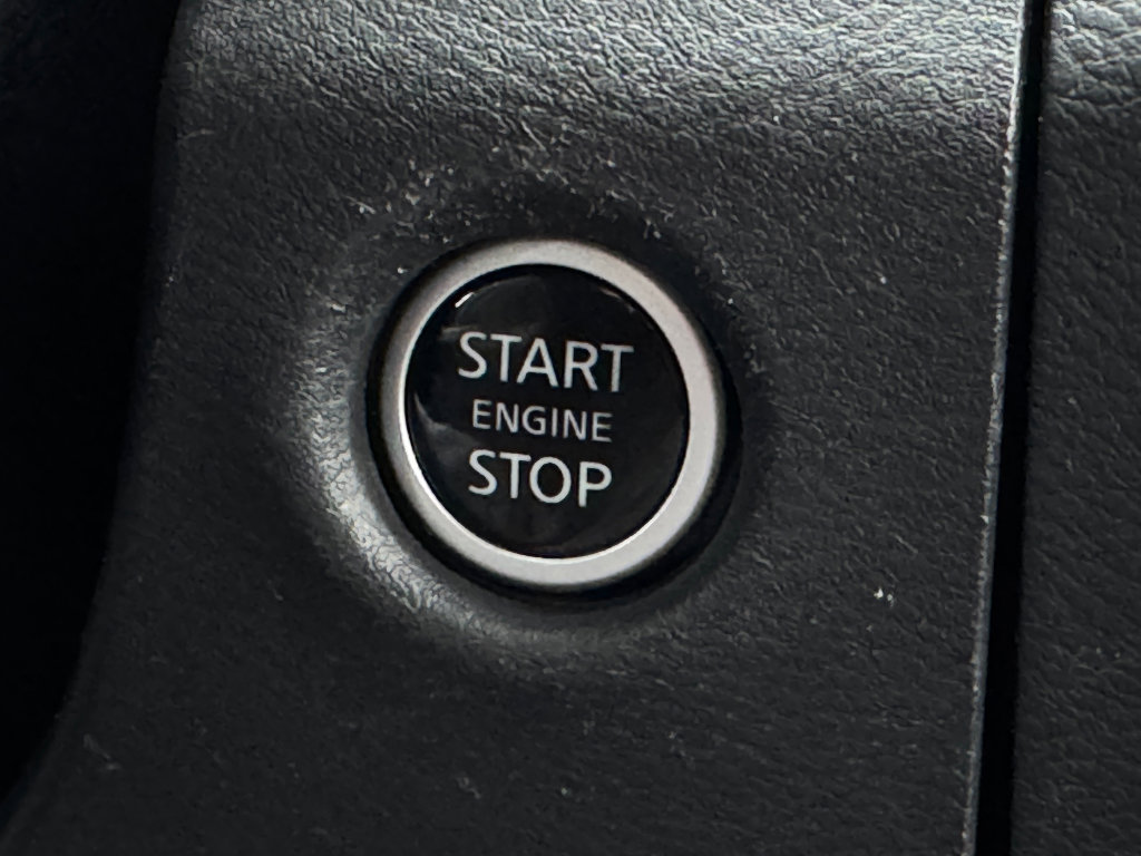 Used 2023 Nissan Frontier SV w/ Technology Package image 19