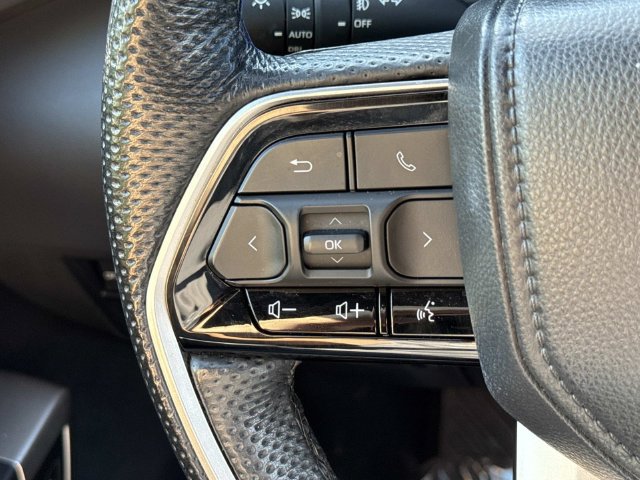 Used 2024 Toyota Sequoia Platinum AWD/4WD image 25