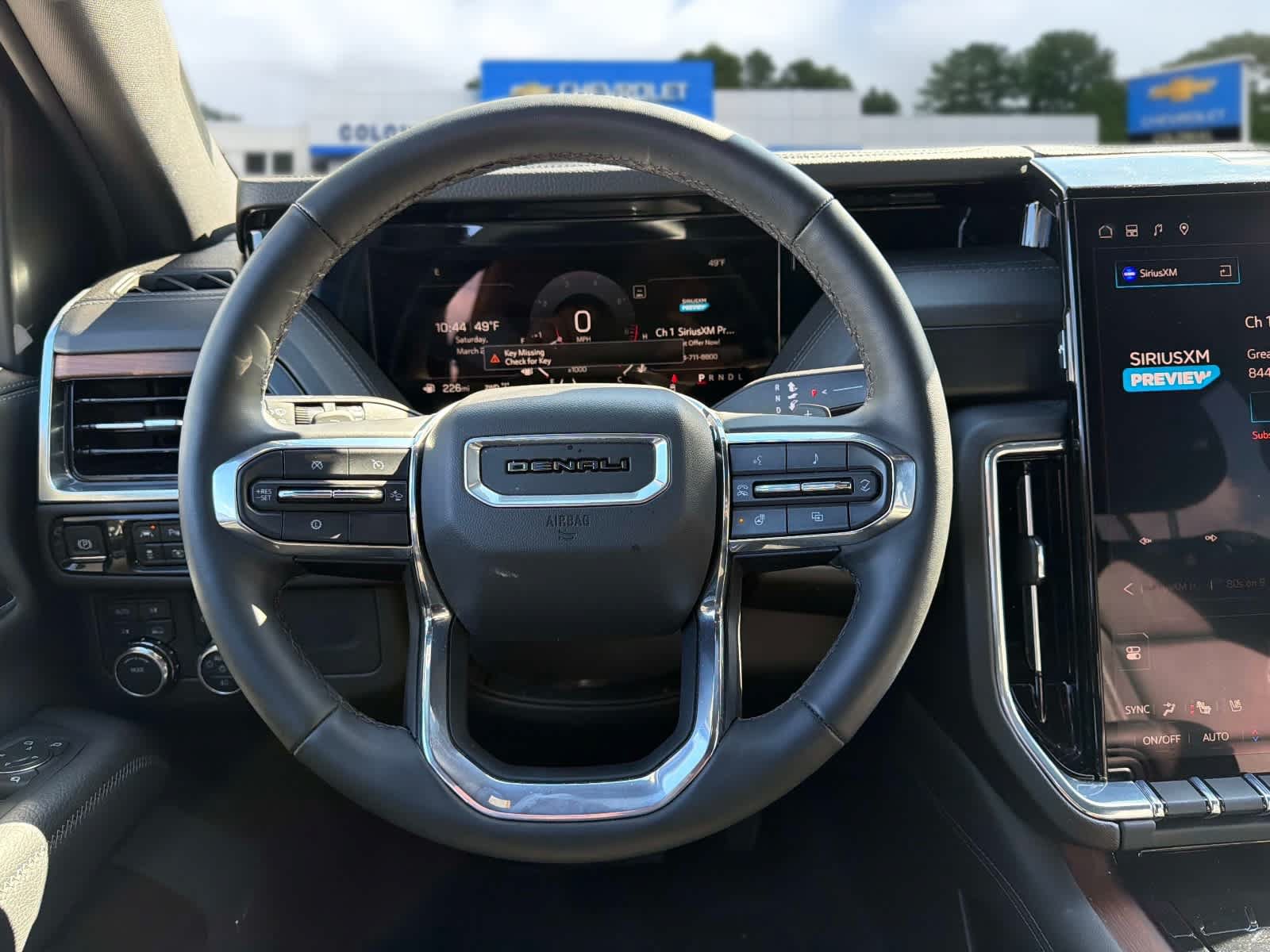 Used 2025 GMC Yukon Denali AWD/4WD image 23