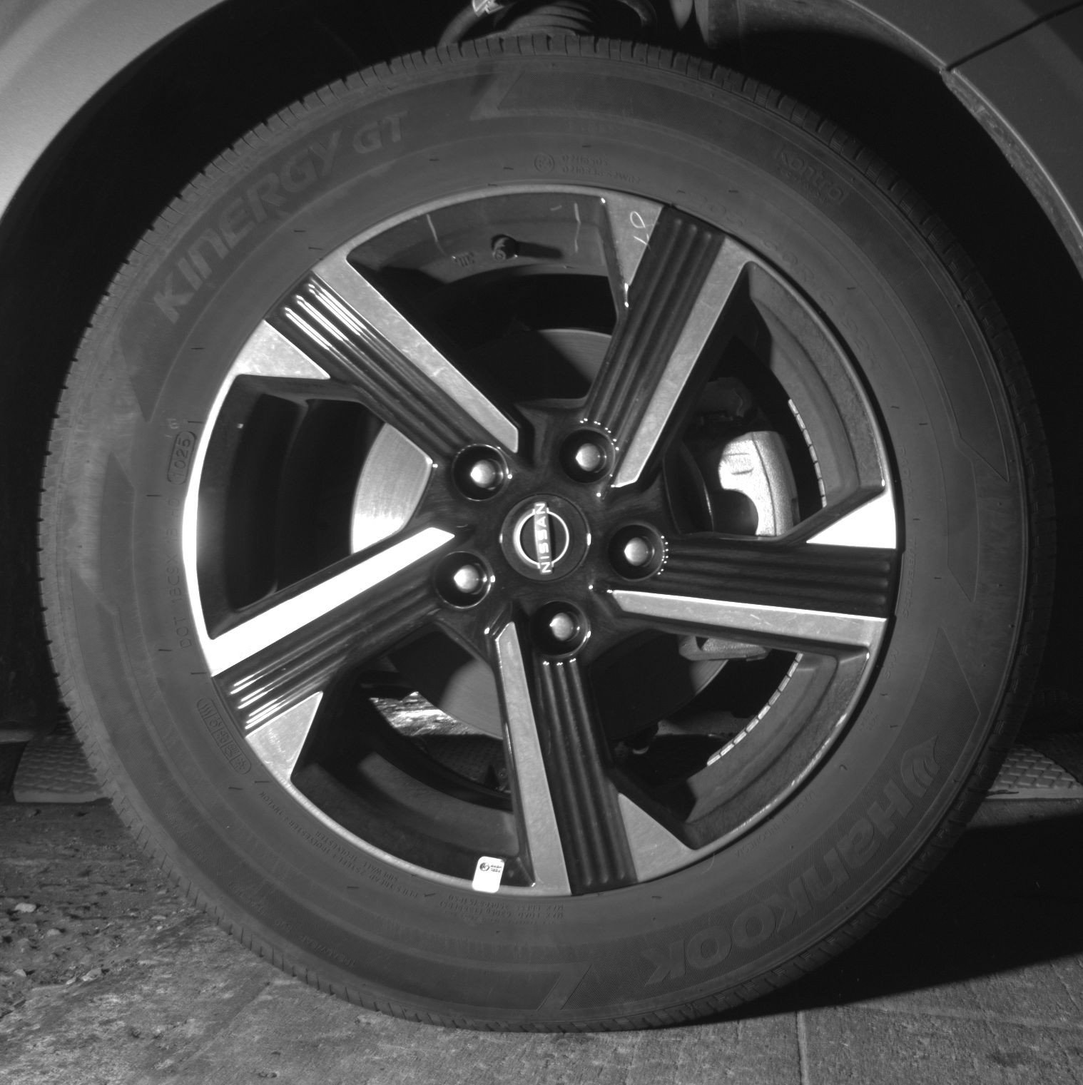 Used 2025 Nissan Sentra SV FWD image 13