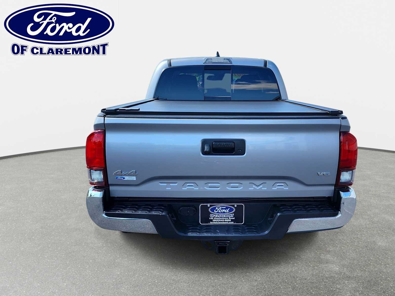 Used 2021 Toyota Tacoma SR5 AWD/4WD image 17