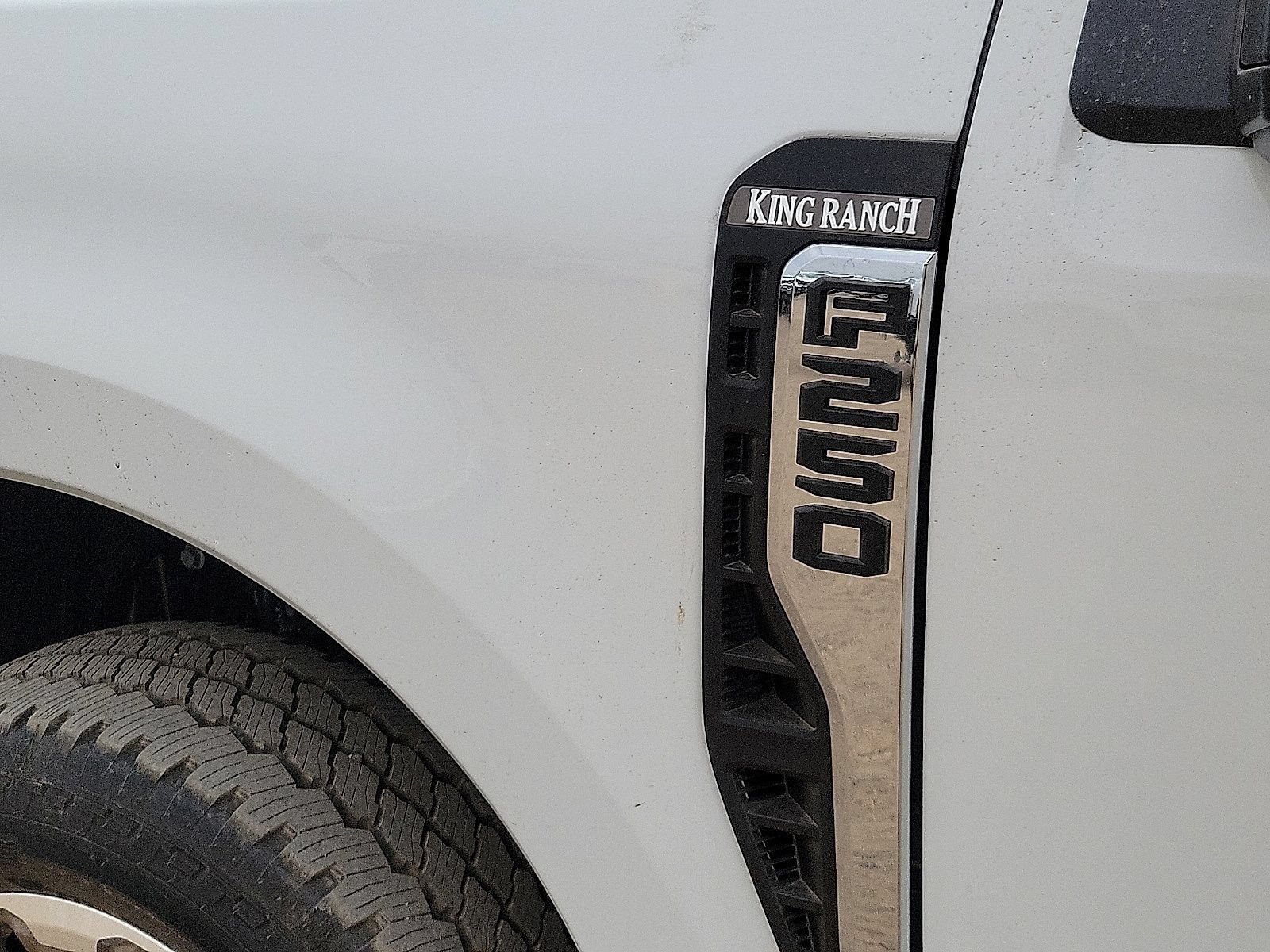 New 2026 Ford F250 King Ranch AWD/4WD image 9