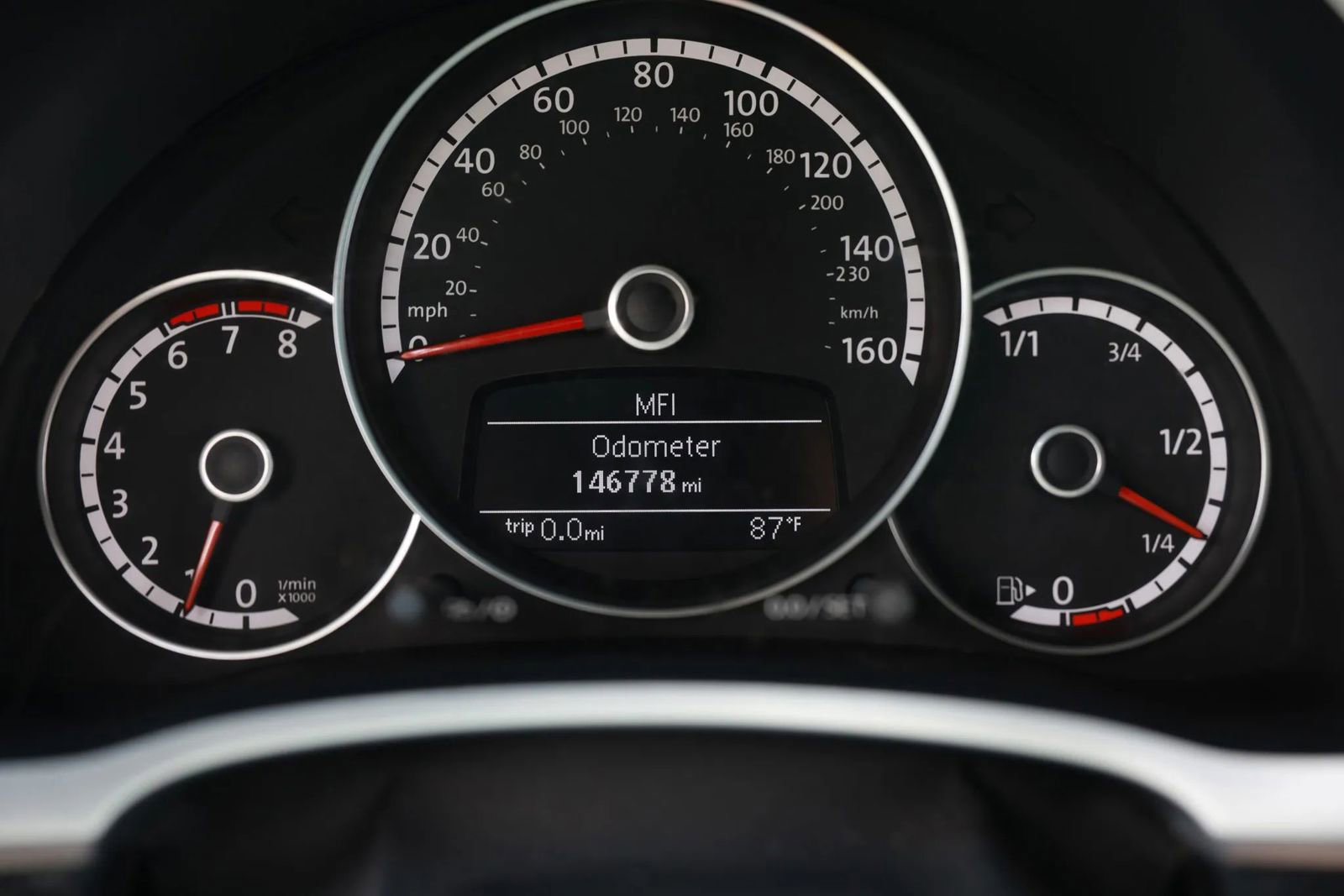 Used 2014 Volkswagen Beetle R-Line image 45