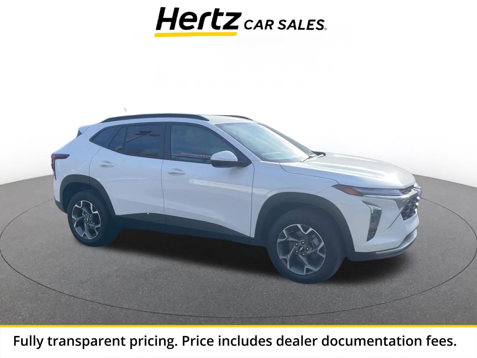 Used 2025 Chevrolet Trax LT FWD image 1