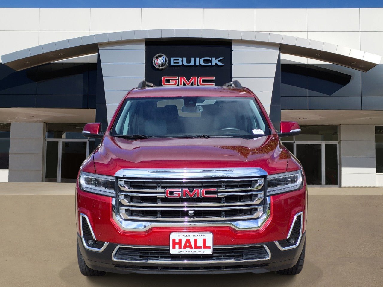 Certified 2022 GMC Acadia SLT w/ Technology Package AWD/4WD image 2
