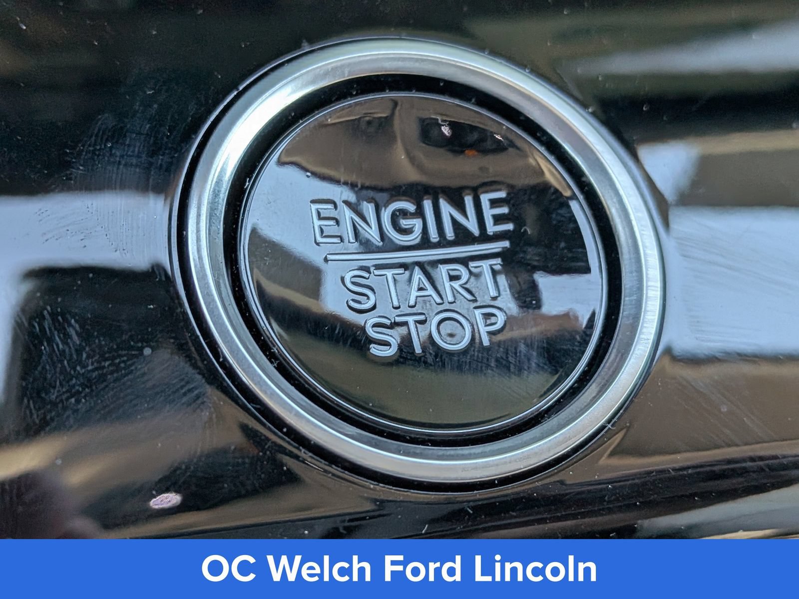 Certified 2025 Lincoln Navigator Reserve AWD/4WD image 33
