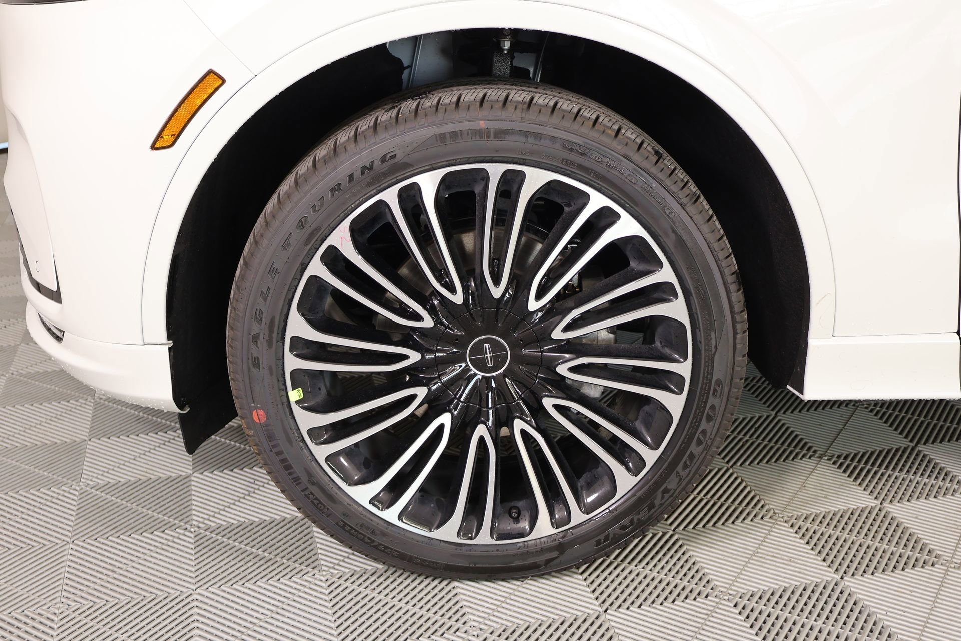 New 2026 Lincoln Aviator Black Label image 19