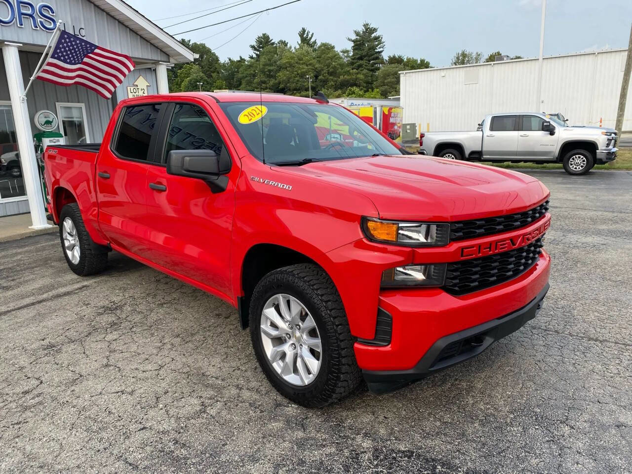 Used 2021 Chevrolet Silverado 1500 Custom image 10