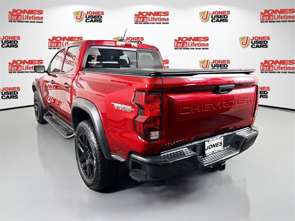 Used 2025 Chevrolet Colorado Trail Boss image 2