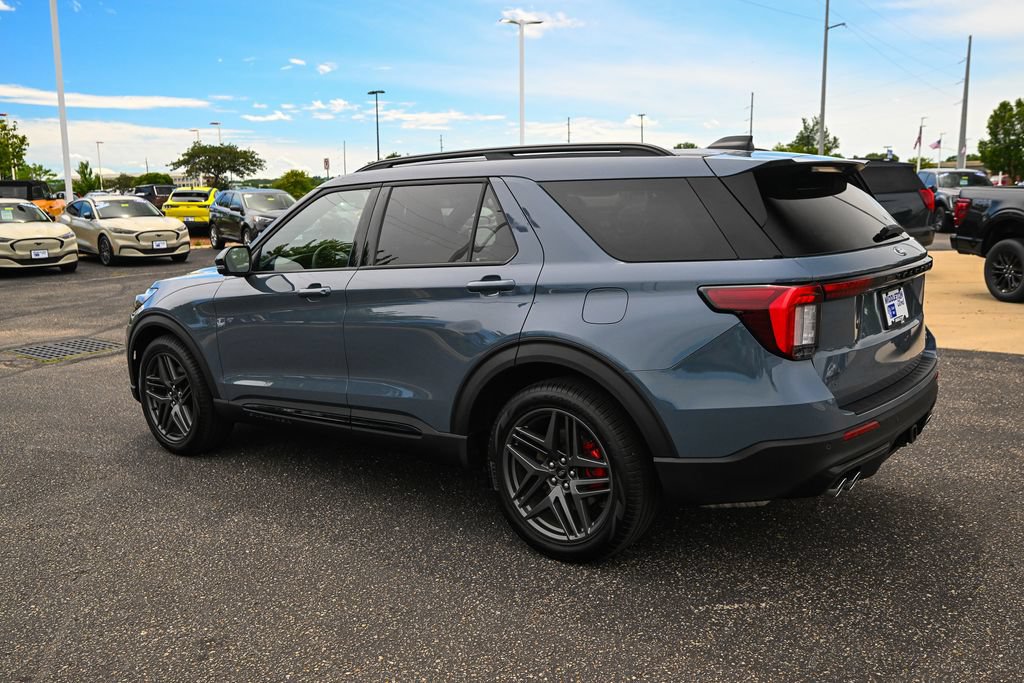 Used 2026 Ford Explorer ST w/ Sun And Sound Package AWD/4WD image 7