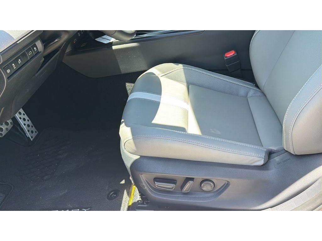 New 2026 Toyota Camry SE FWD image 16