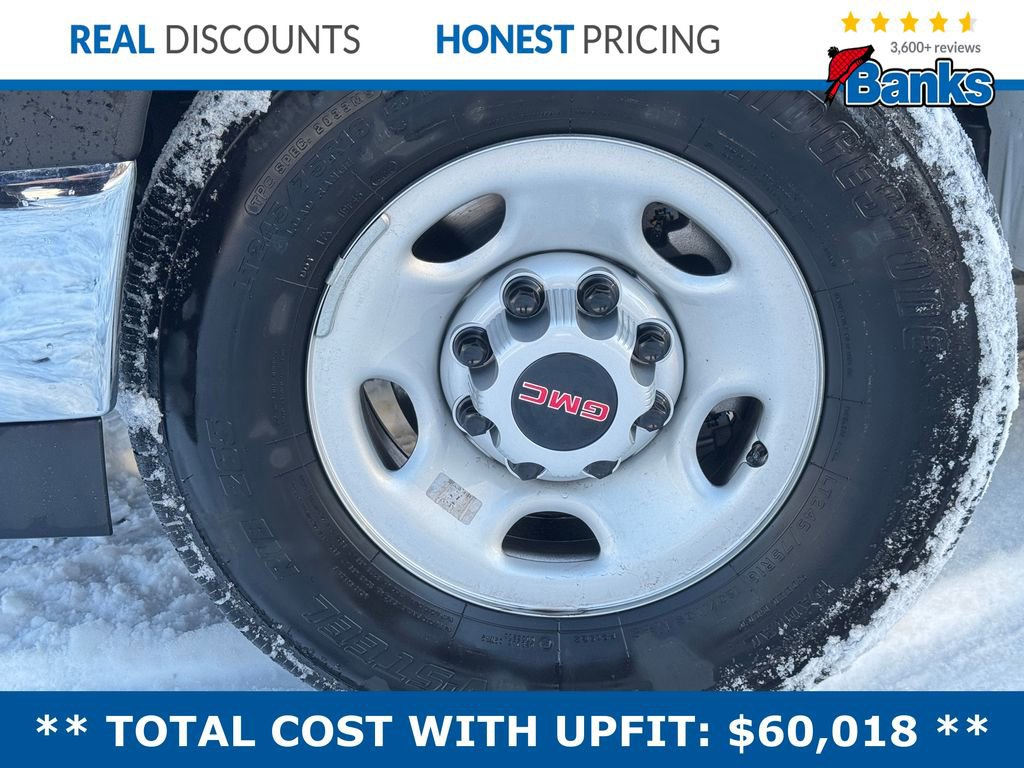 New 2026 GMC Savana 3500 w/ Driver Convenience Package image 4