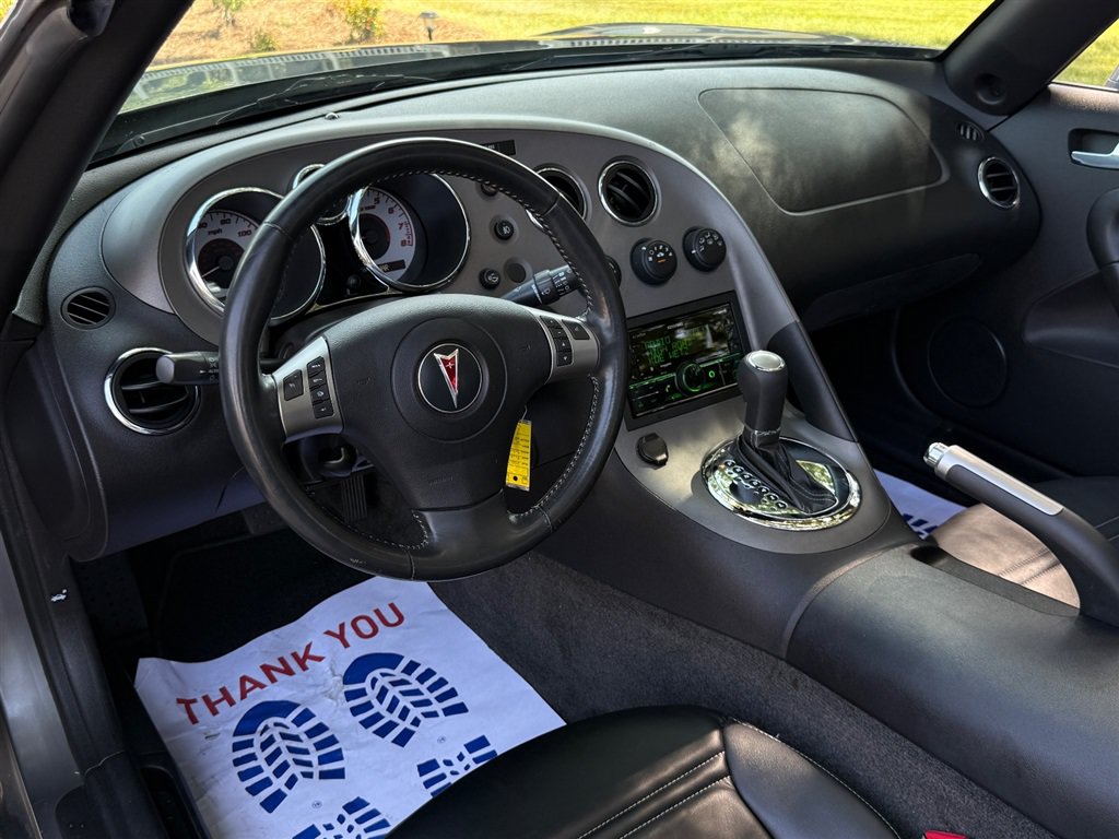 Used 2007 Pontiac Solstice Convertible w/ Premium Package RWD image 34
