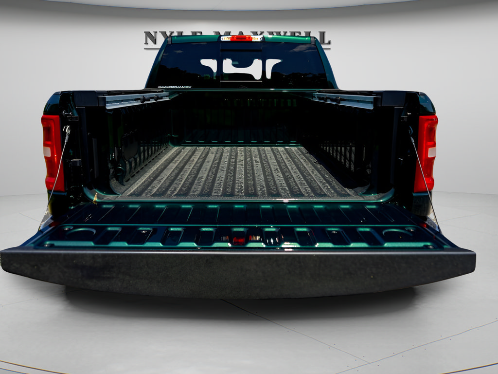 New 2026 RAM 1500 Big Horn AWD/4WD image 26
