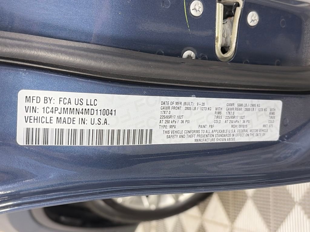 Used 2021 Jeep Cherokee Latitude Lux w/ Comfort/Convenience Group image 9