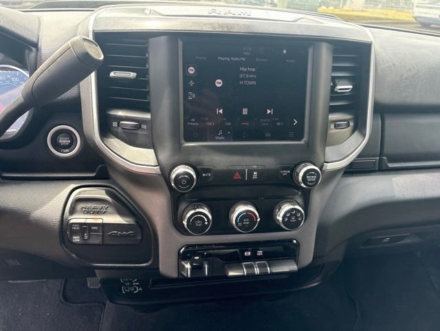 Used 2024 RAM 2500 Big Horn AWD/4WD image 26