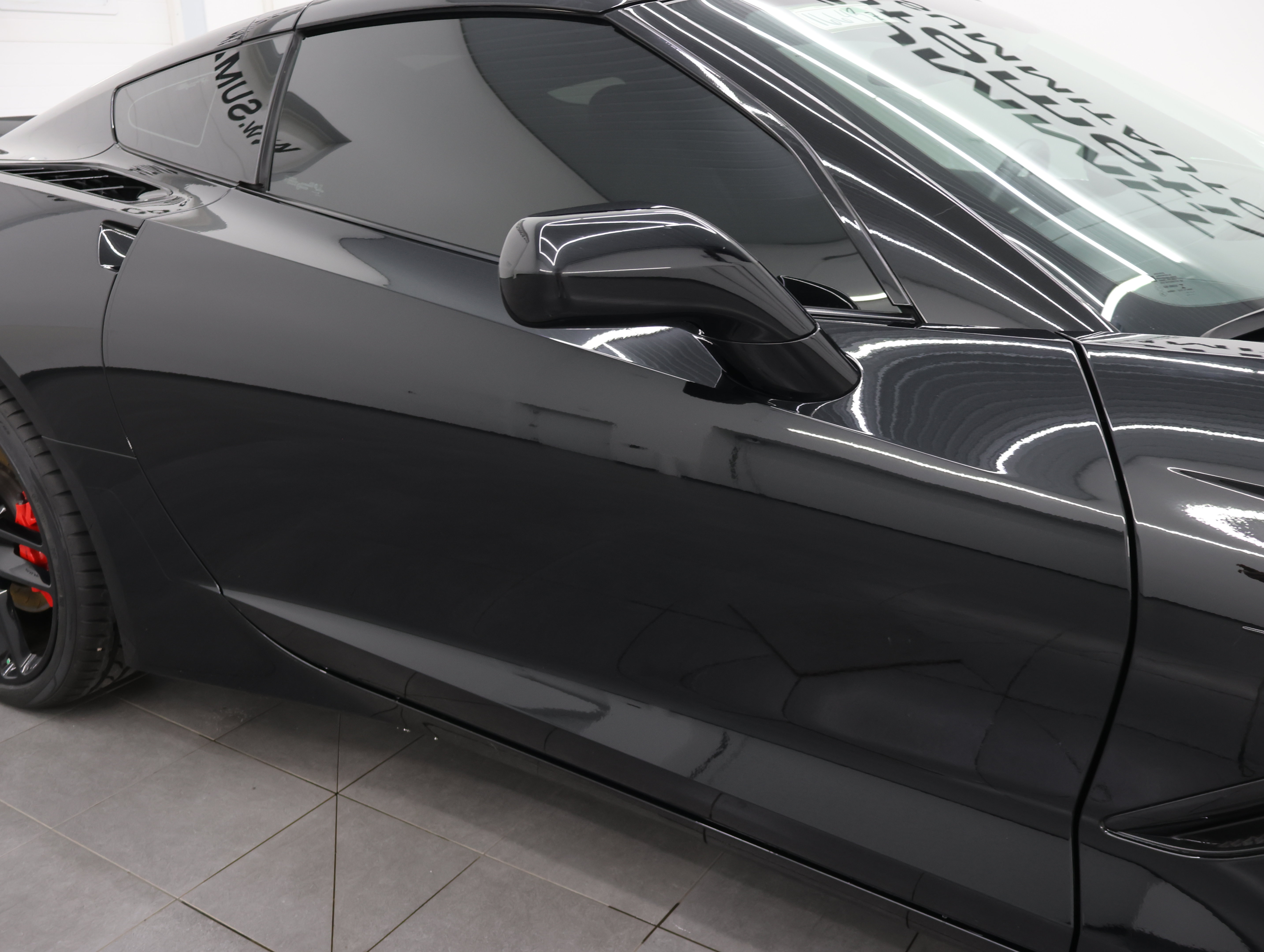 Used 2016 Chevrolet Corvette Stingray Coupe w/ Carbon Flash Badge Package RWD image 55