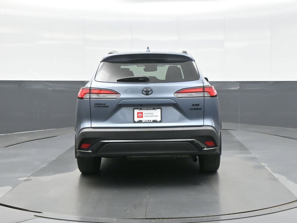 Used 2024 Toyota Corolla Cross XSE w/ Convenience Package image 8