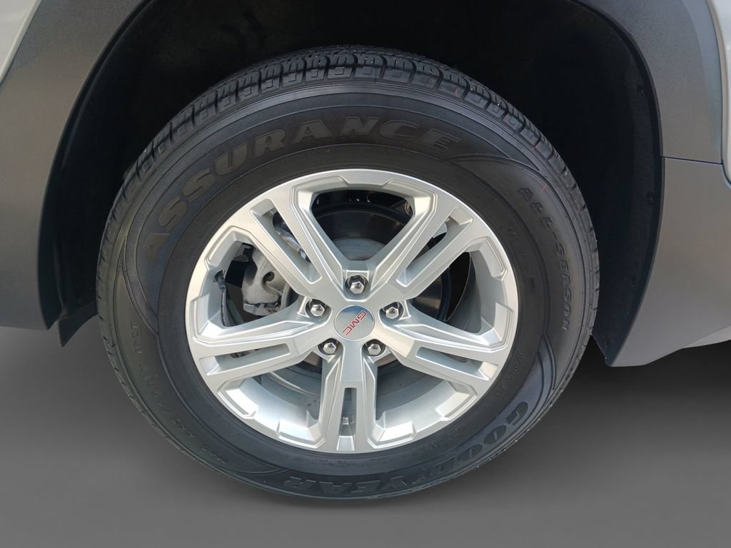 Used 2024 GMC Terrain SLE AWD/4WD image 8