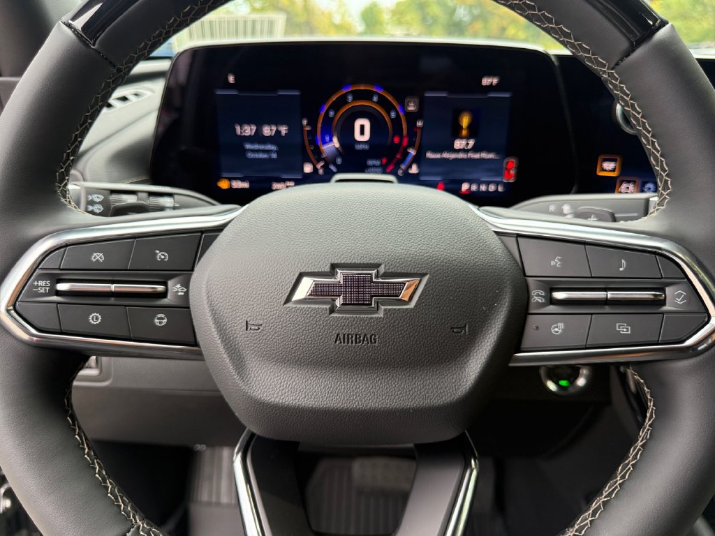 New 2027 Chevrolet Traverse Z71 w/ Enhanced Driving Package AWD/4WD image 23