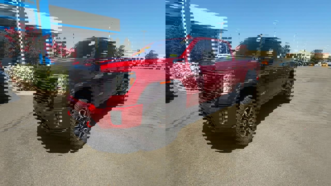 Used 2021 GMC Sierra 3500 AT4 w/ Gooseneck/5TH Wheel Package image 3