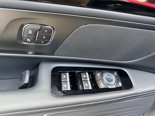 New 2025 Lincoln Nautilus Premier w/ Jet Appearance Package image 10