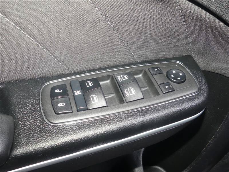 Used 2022 Dodge Charger SXT RWD image 19