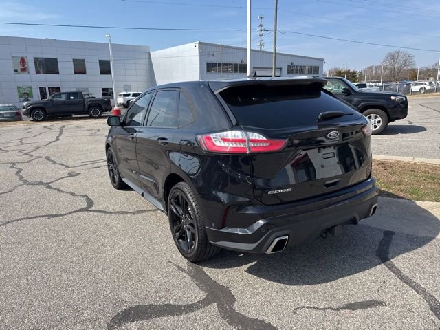 Used 2020 Ford Edge ST w/ Equipment Group 401A AWD/4WD image 9