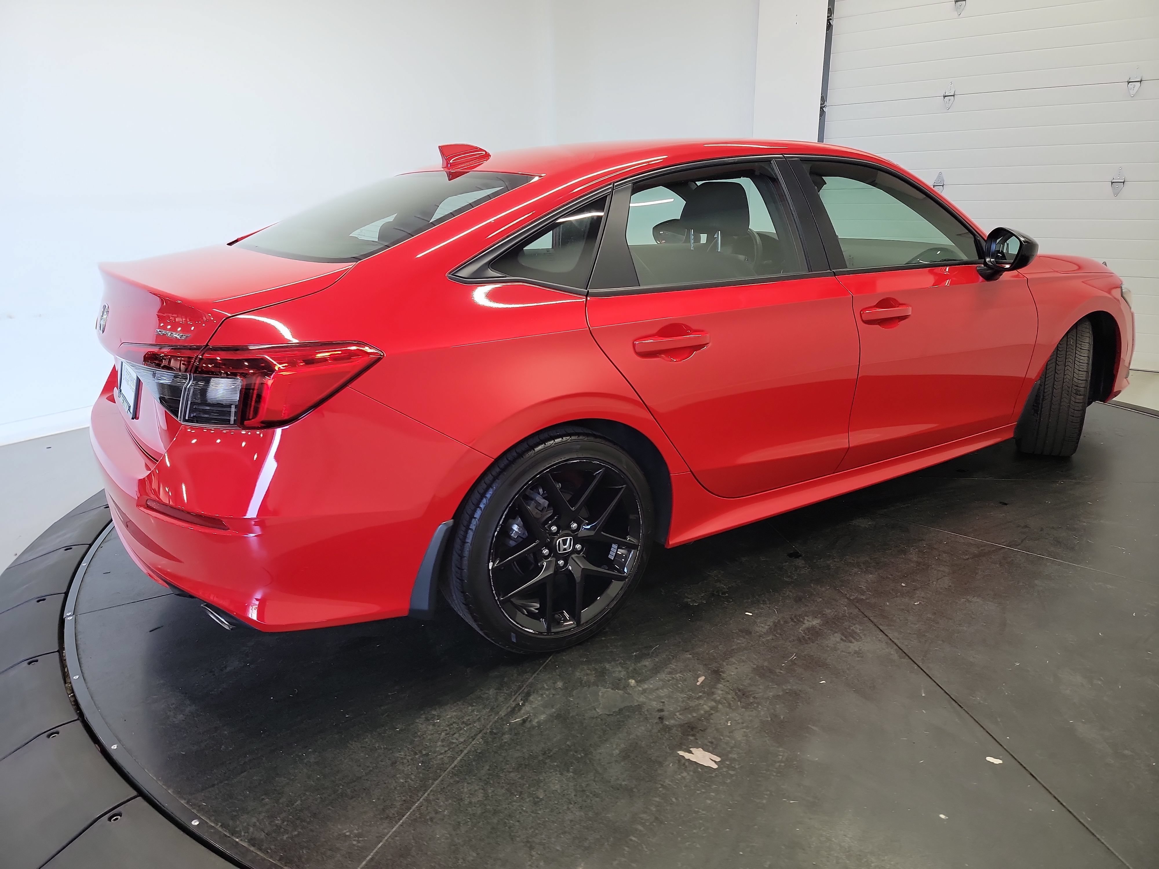 Used 2024 Honda Civic Sport image 9
