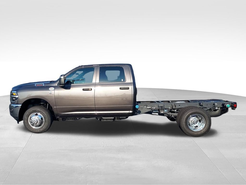 New 2026 RAM 3500 Tradesman w/ Chrome Appearance Group A AWD/4WD image 2