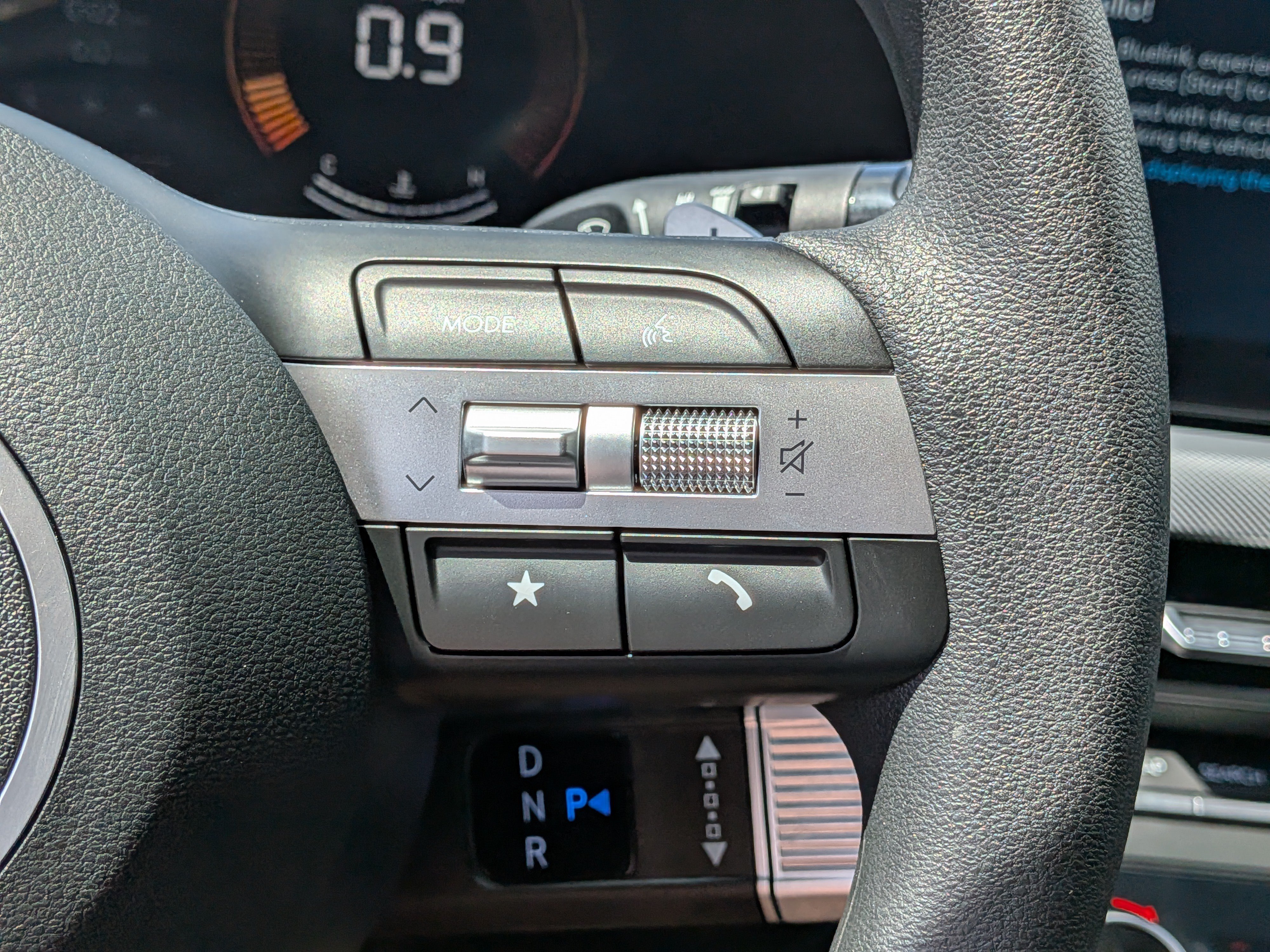 Used 2024 Hyundai Sonata SEL FWD image 25