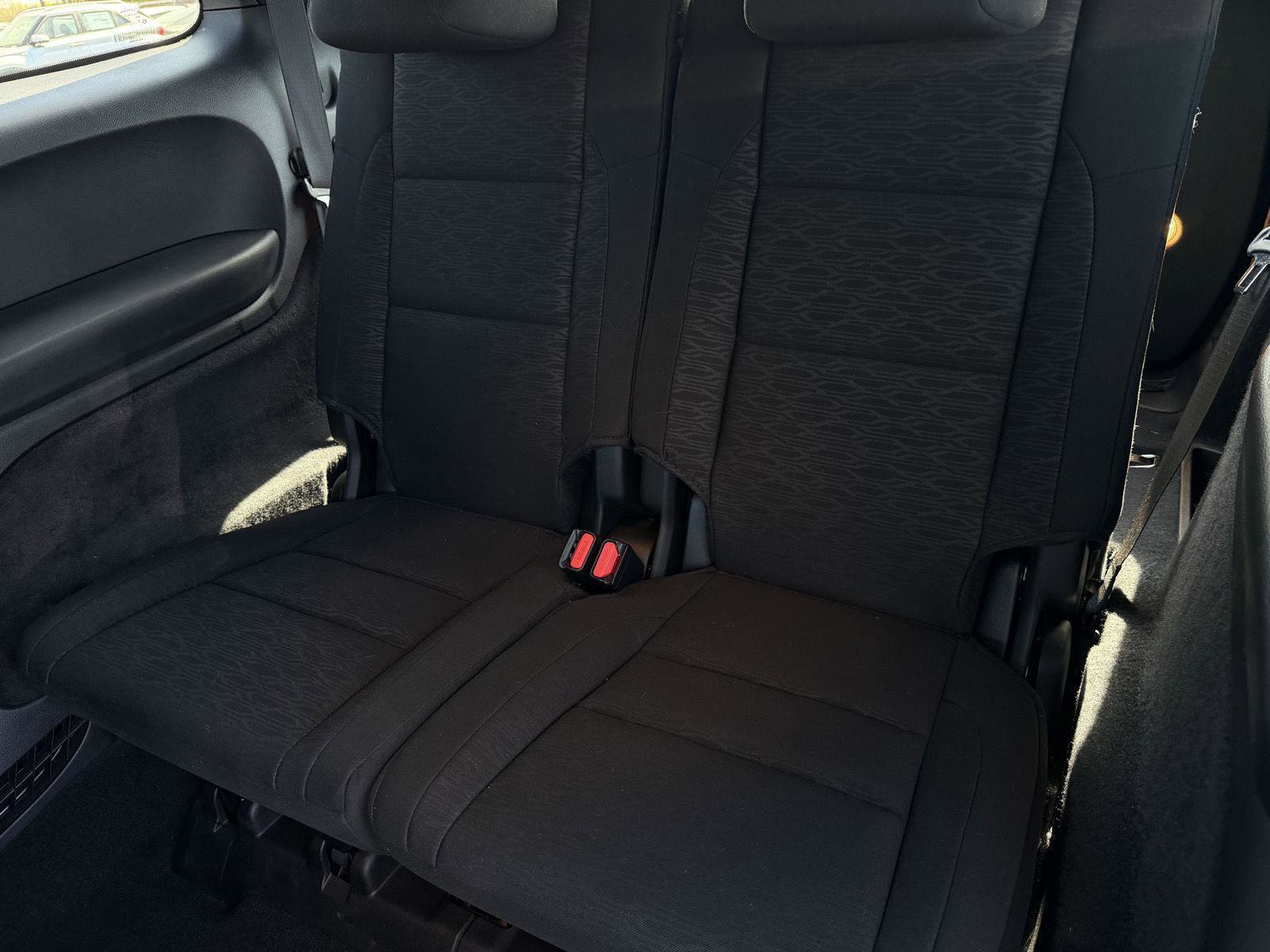 Used 2024 Dodge Durango SXT w/ SXT Blacktop Group AWD/4WD image 7