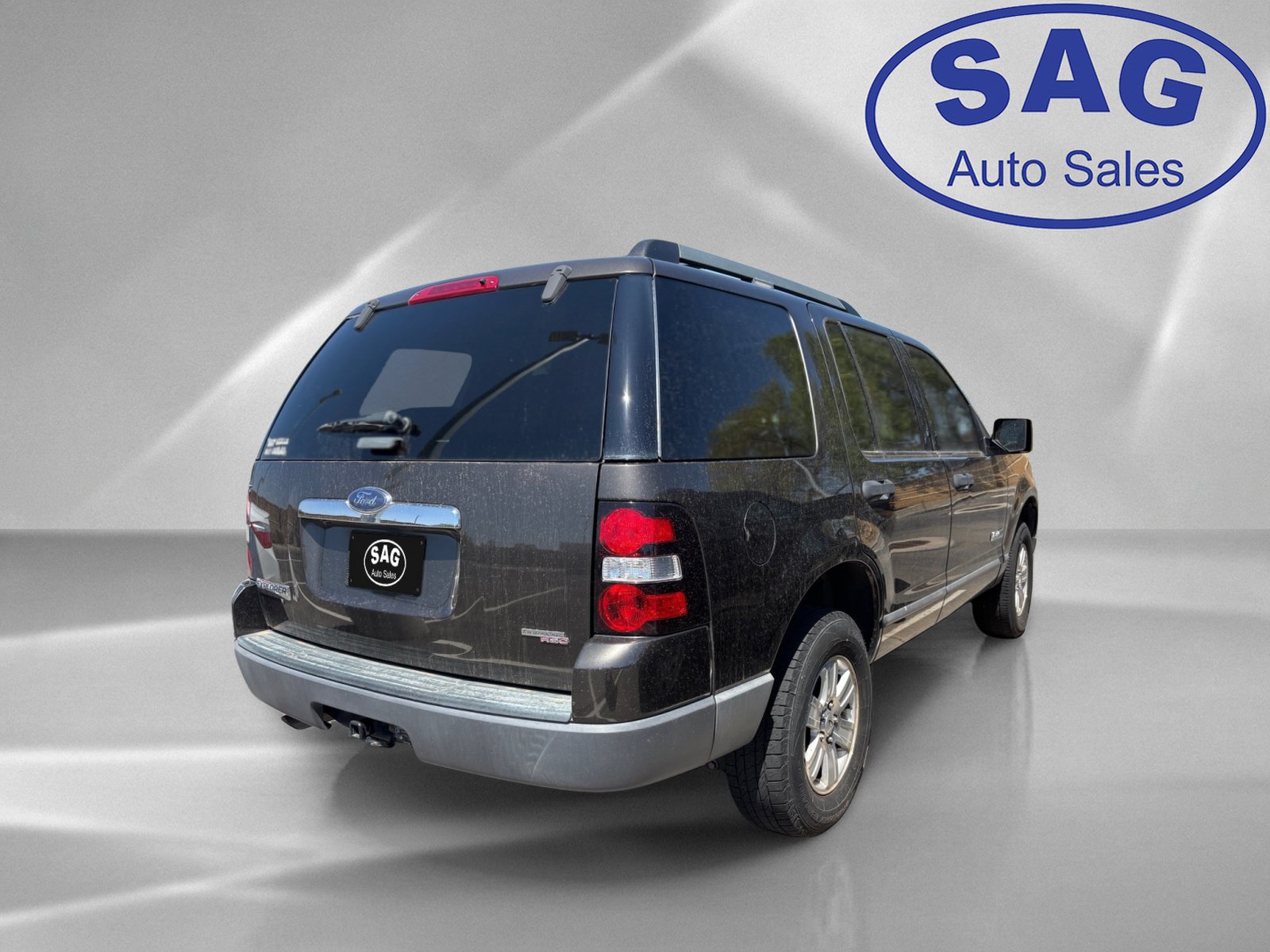 Used 2006 Ford Explorer XLS RWD image 3