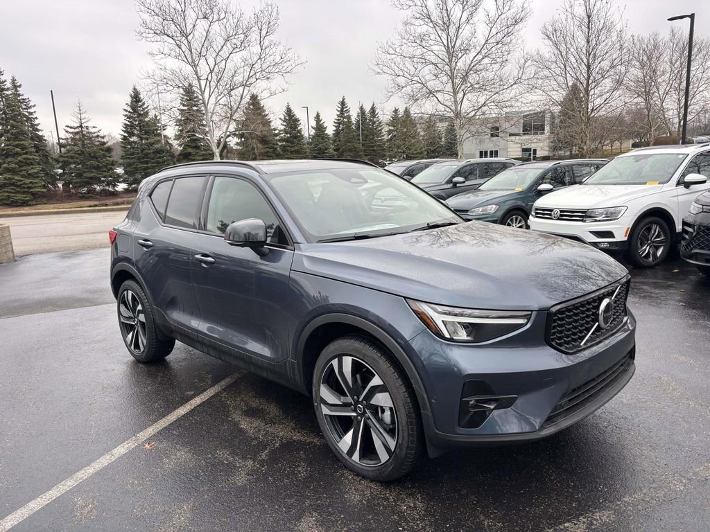 New 2026 Volvo XC40 B5 Plus w/ Protection Package Premier image 1