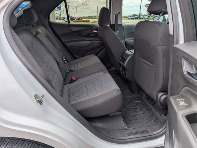 Used 2023 Chevrolet Equinox LT w/ LPO, Floor Liner Package AWD/4WD image 5