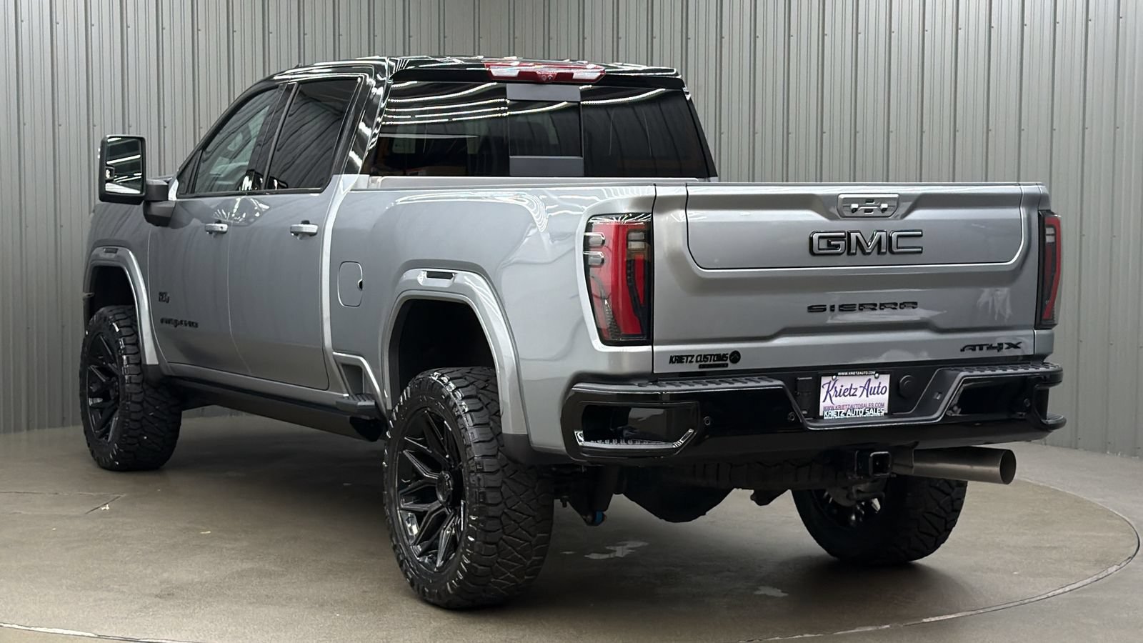 Used 2026 GMC Sierra 2500 AT4X AWD/4WD image 3