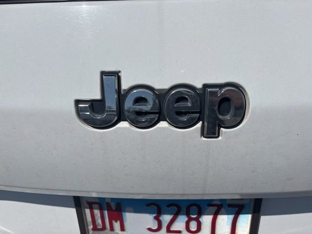 Used 2022 Jeep Grand Cherokee L Limited AWD/4WD image 23