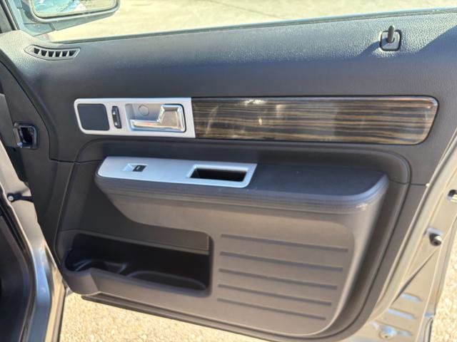 Used 2008 Lincoln MKX AWD image 14