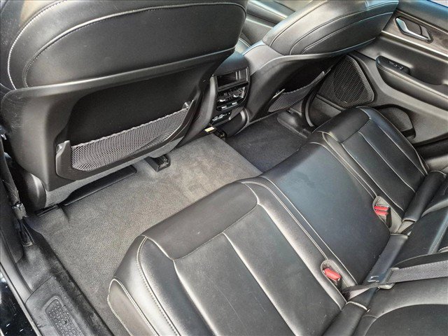 Used 2023 Jeep Grand Cherokee Limited AWD/4WD image 17
