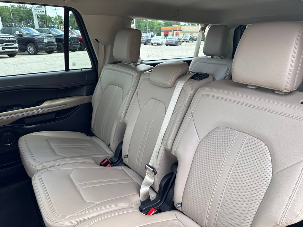 Used 2024 Ford Expedition Max Limited AWD/4WD image 29