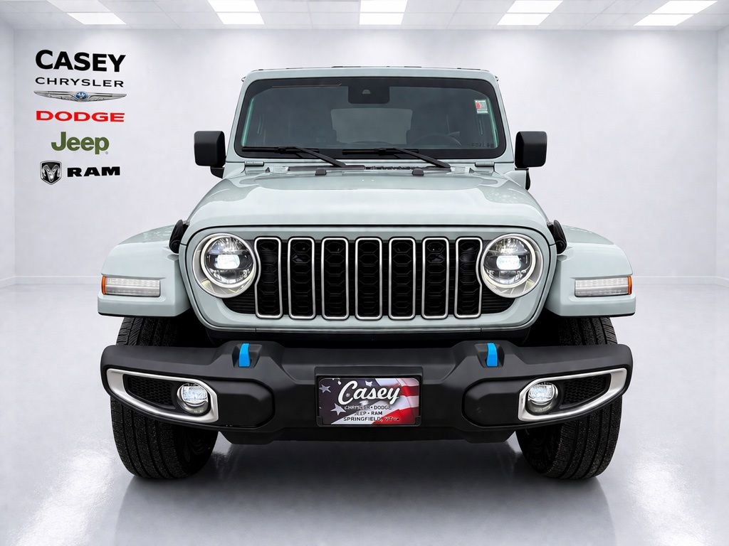 Used 2024 Jeep Wrangler Unlimited Sahara AWD/4WD image 2
