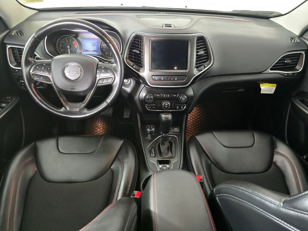 Used 2021 Jeep Cherokee Trailhawk w/ Technology Group image 21