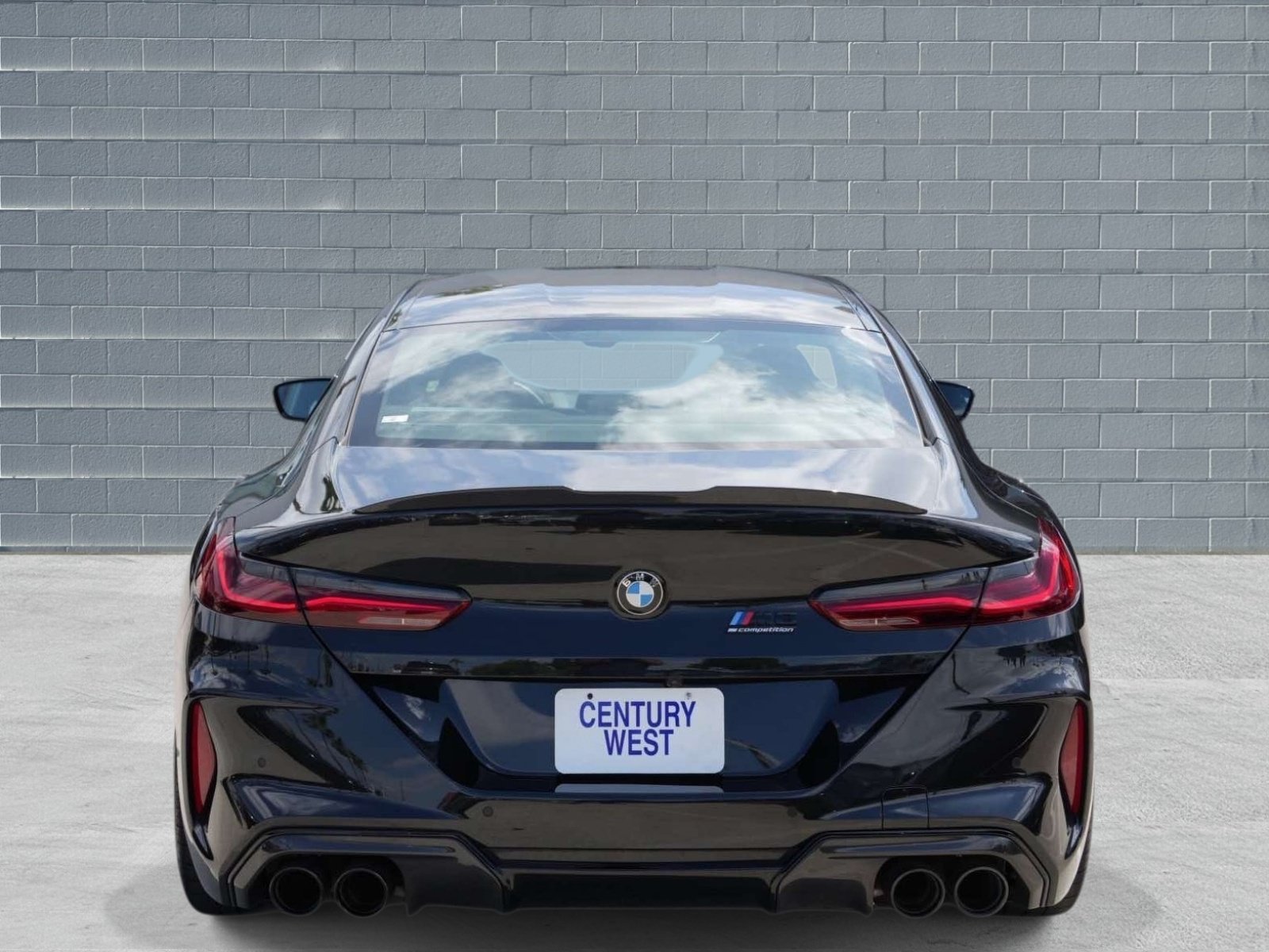 Used 2025 BMW M8 Competition w/ M Carbon Exterior Package AWD/4WD image 4