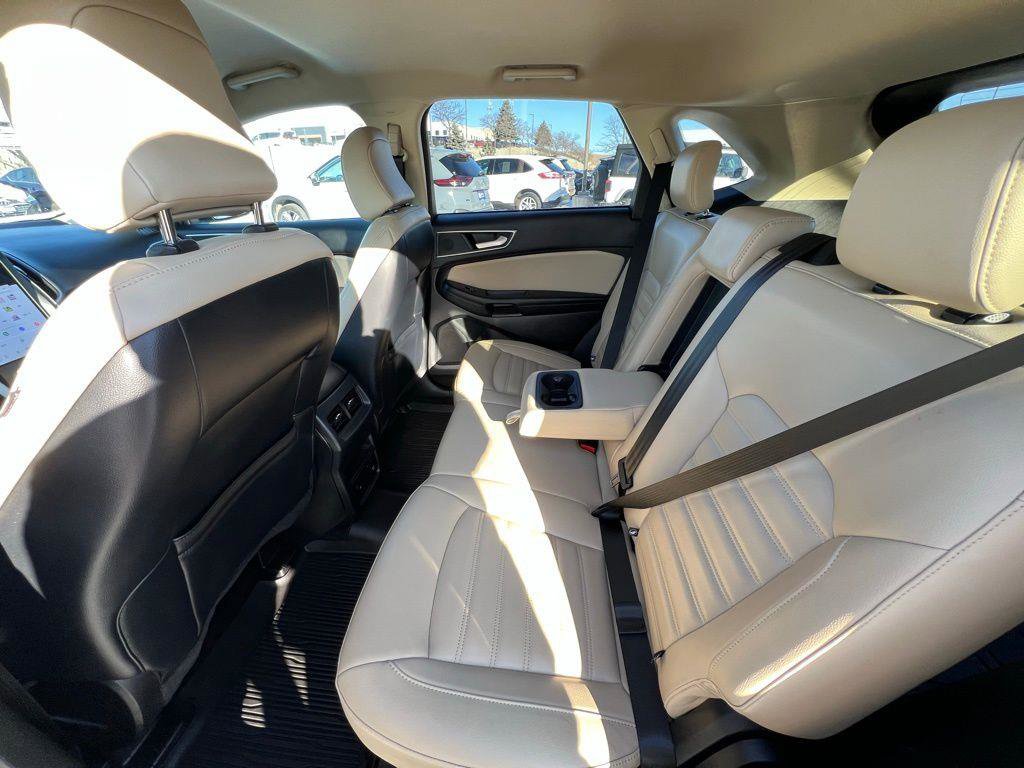 Used 2023 Ford Edge SEL w/ Convenience Package image 20