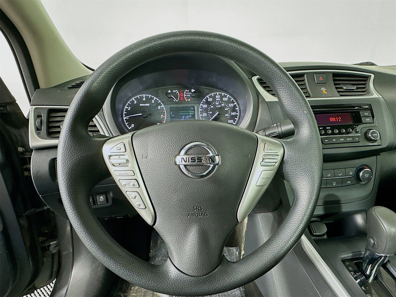 Used 2017 Nissan Sentra S image 11