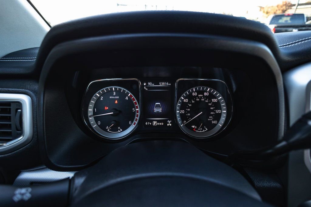 Used 2018 Nissan Titan PRO-4X image 16