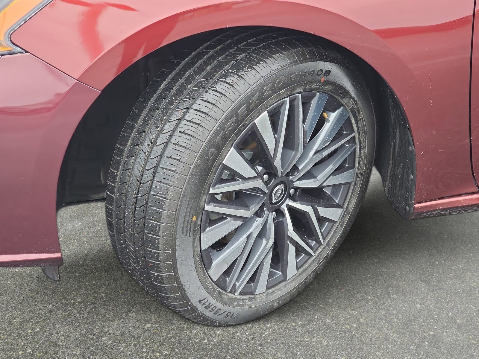 Used 2025 Nissan Altima 2.5 SV image 30