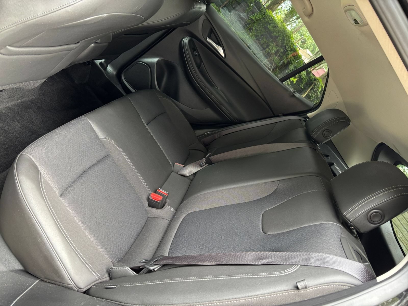 Used 2025 Buick Encore GX Preferred FWD image 38